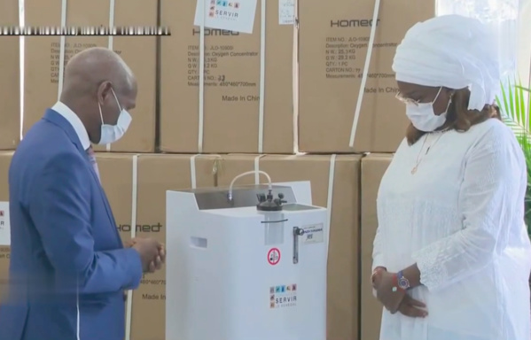 100 concentrateurs d’oxygène offerts : Quand les ICS font du "voyais moi " 100 concentrateurs d’oxygène offerts : Quand les ICS font du "voyais moi "