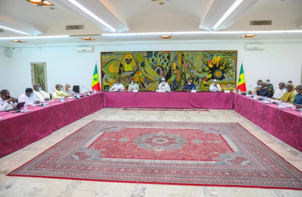 Inondations : Le Président Sall convoque une réunion d'urgence au Palais Inondations : Le Président Sall convoque une réunion d'urgence au Palais