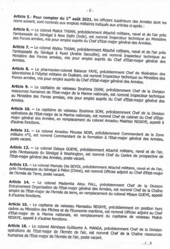 Vaste mouvement dans les rangs de l’armée : Macky Sall nomme et mute plusieurs officiers supérieurs Vaste mouvement dans les rangs de l’armée : Macky Sall nomme et mute plusieurs officiers supérieurs