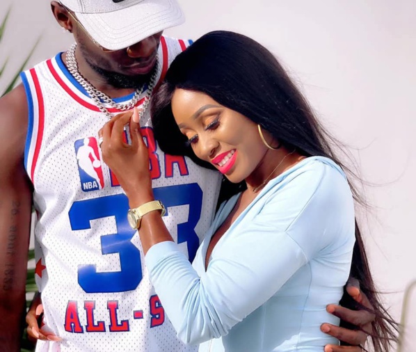 L'artiste Queen Biz tombe amoureuse de... L'artiste Queen Biz tombe amoureuse de...