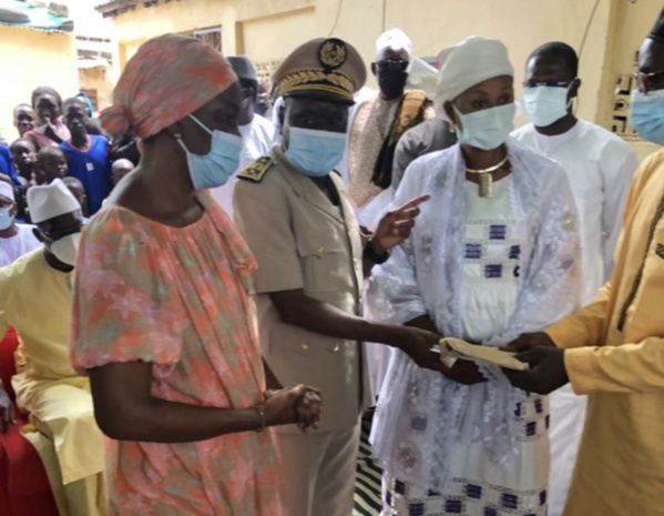 Kaolack : Le Mali remet 03 millions à chaque famille des victimes de l'accident Kaolack : Le Mali remet 03 millions à chaque famille des victimes de l'accident