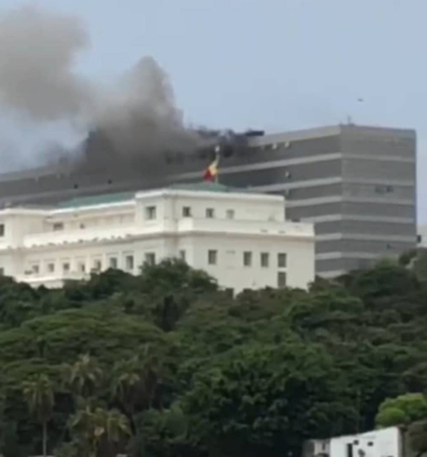  Dernière minute: Incendie au building administratif de Dakar