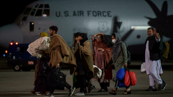 Les Balkans accueillent des centaines d’Afghans pendant que Washington étudie leurs demandes d’asile Les Balkans accueillent des centaines d’Afghans pendant que Washington étudie leurs demandes d’asile