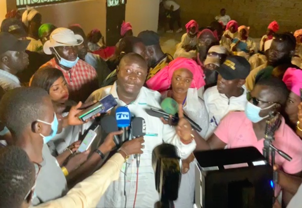 Appelez-le , désormais, Abdoulaye Wade Khouma… (Par Ibrahima NGOM Damel) Appelez-le , désormais, Abdoulaye Wade Khouma… (Par Ibrahima NGOM Damel)