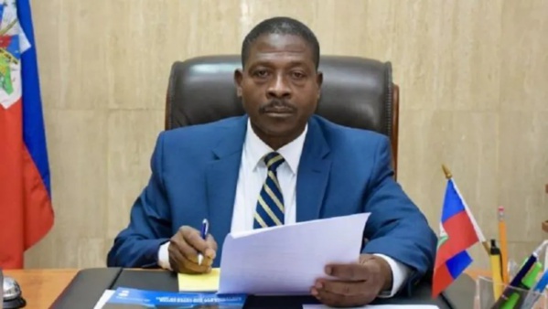 Haïti: le procureur qui menaçait d'inculper le Premier ministre, viré
