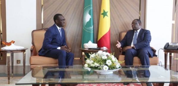 Contenus des médias : Macky arme le CNRA et le ministère de la communication