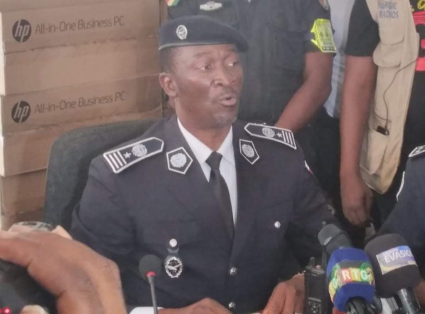 Guinée : Le directeur de la Police judiciaire, l'instigateur des complots, limogé Guinée : Le directeur de la Police judiciaire, l'instigateur des complots, limogé