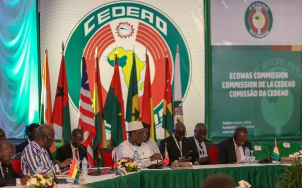 Guinée: la Cédéao veut une transition de six mois Guinée: la Cédéao veut une transition de six mois
