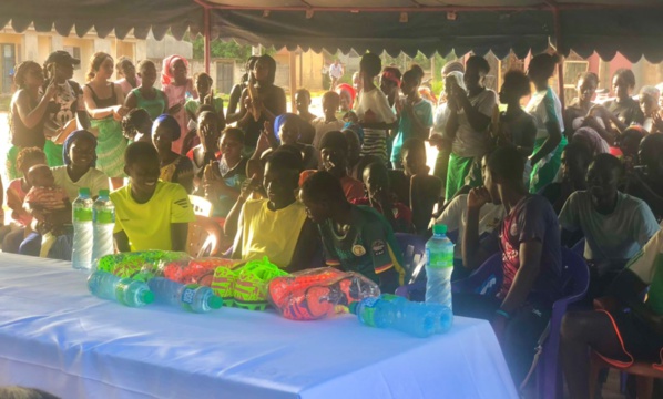 Ziguinchor : APZ/2K se sent confiant à Tilene complémentaire et offre des équipements sportifs... Ziguinchor : APZ/2K se sent confiant à Tilene complémentaire et offre des équipements sportifs...