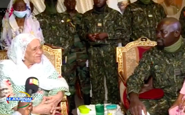 La veuve de Sékou Touré au colonel Doumbouya : "Nous sommes de cœur avec vous" La veuve de Sékou Touré au colonel Doumbouya : "Nous sommes de cœur avec vous"