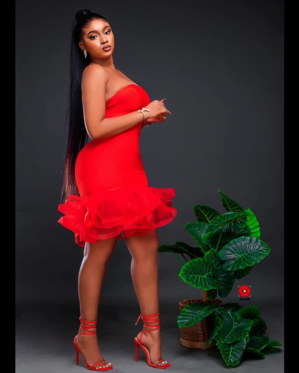 Dieyna Label Queen répond à ses détracteurs Dieyna Label Queen répond à ses détracteurs