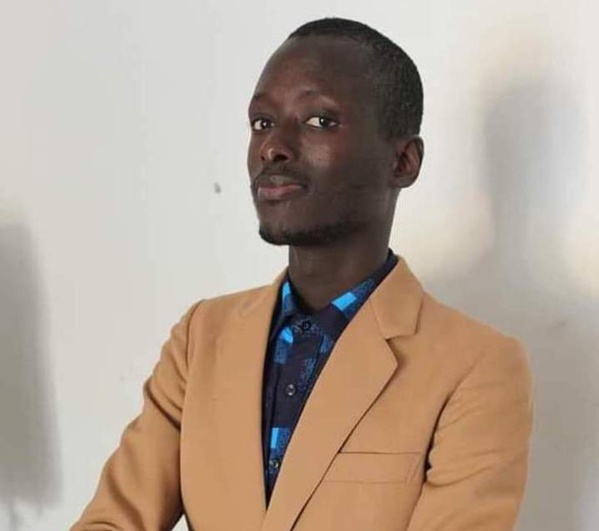 Le CROS avertit Guédiawaye!!! : "Ahmeth Aidara ou "la marche vers le sommet de la bêtise et de l'inculture" qui se poursuit" Le CROS avertit Guédiawaye!!! : "Ahmeth Aidara ou "la marche vers le sommet de la bêtise et de l'inculture" qui se poursuit"