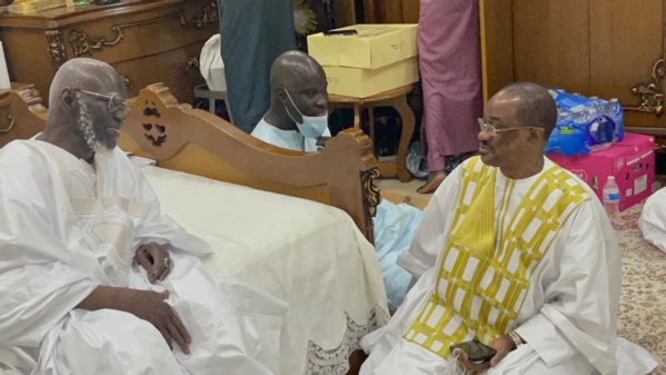Gamou à Touba : Sérigne Mountakha reçoit Me Madické dans sa résidence Gamou à Touba : Sérigne Mountakha reçoit Me Madické dans sa résidence