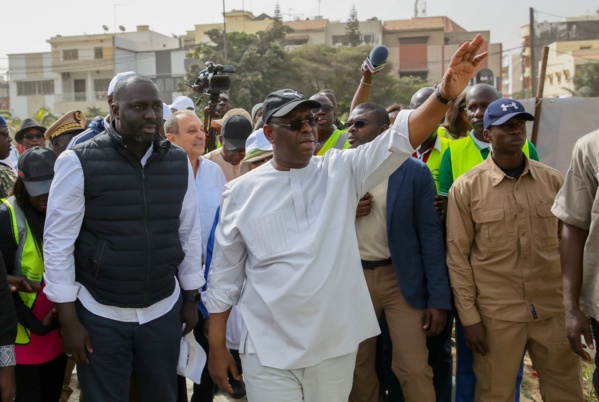 Pour la reconquête de Dakar, Macky Sall sort la grosse armada Pour la reconquête de Dakar, Macky Sall sort la grosse armada