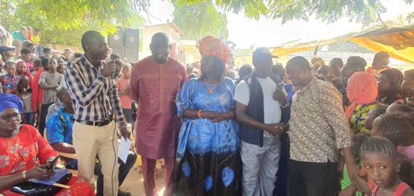  IEF Ziguinchor : Seydou Sane Prime les 10 meilleurs élèves de CM2 de l'école élémentaire Birame Beye IEF Ziguinchor : Seydou Sane Prime les 10 meilleurs élèves de CM2 de l'école élémentaire Birame Beye