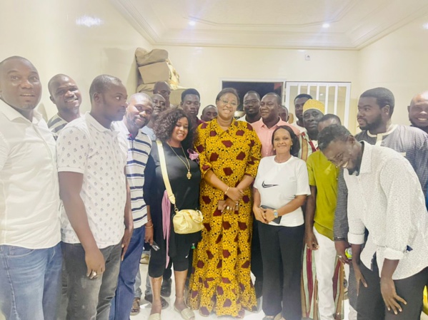 LOCALES 2022 À GUEDIAWAYE : Une large coalition de jeunes et de femmes pour accompagner Néné Fatoumata Tall LOCALES 2022 À GUEDIAWAYE : Une large coalition de jeunes et de femmes pour accompagner Néné Fatoumata Tall