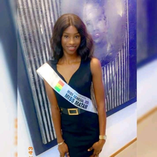 Amina miss Matam 2020 : "Je leur ai dit que j'étais vierge et ils m’ont ainsi proposé de leur donner mon derrière..." Amina miss Matam 2020 : "Je leur ai dit que j'étais vierge et ils m’ont ainsi proposé de leur donner mon derrière..."