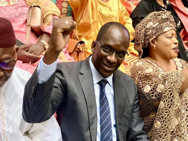 Locales 2022 : Les femmes du département de Dakar soutiennent Diouf Sarr Locales 2022 : Les femmes du département de Dakar soutiennent Diouf Sarr