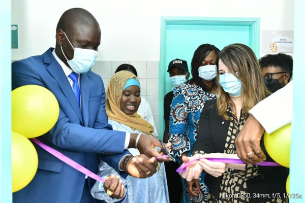 Lutte contre l'asthme : Le ministère de la santé rencontre la présidente d'AstraZeneca pour l'Afrique... Lutte contre l'asthme : Le ministère de la santé rencontre la présidente d'AstraZeneca pour l'Afrique...