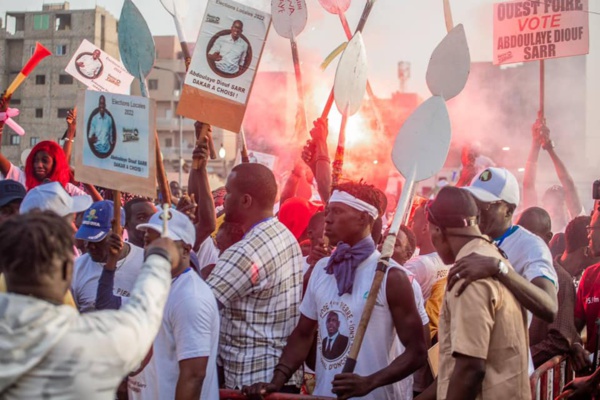 Investiture du candidat  Adoulaye Diouf Sarr : La forte mobilisation des Dakarois 