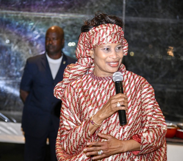 Vidéo : La Cheffe de la diplomatie Sénégalaise s’engage à éditer les cahiers du Forum sur la Sécurité Vidéo : La Cheffe de la diplomatie Sénégalaise s’engage à éditer les cahiers du Forum sur la Sécurité