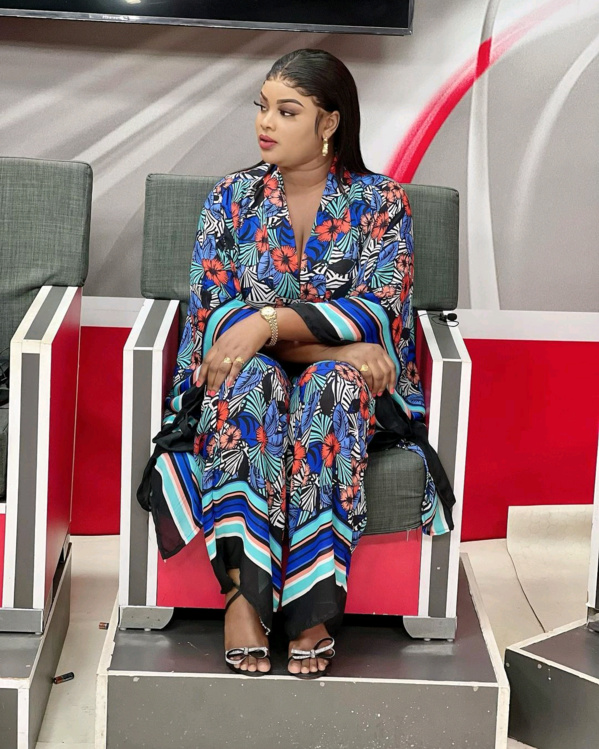 L’actrice et animatrice Mignonne_Jeanne de la sen tv L’actrice et animatrice Mignonne_Jeanne de la sen tv