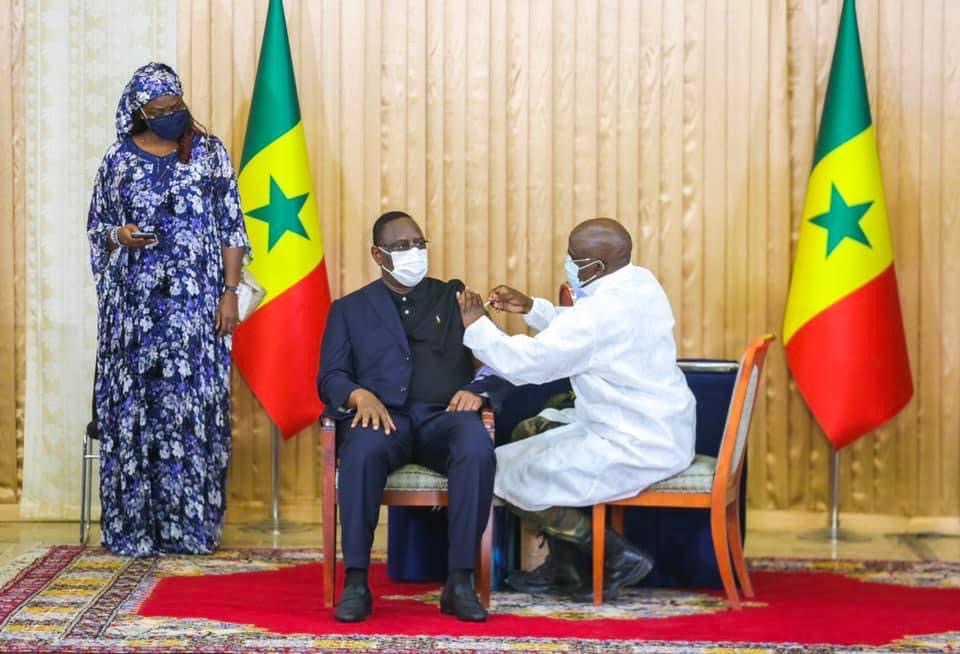 Macky Sall aux populations : «Un vaccin ne tue pas par contre, le virus tue !»