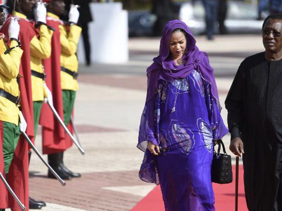Tchad : L'ex épouse de Deby empêchée de quitter le pays Tchad : L'ex épouse de Deby empêchée de quitter le pays