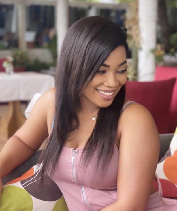 La charmante Anna de la série « Valeurs » La charmante Anna de la série « Valeurs »