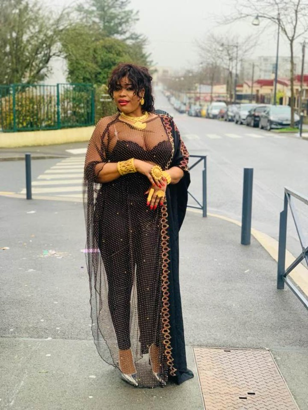 La chanteuse Guigui Sarr, une fervente chrétienne, fête noël !!!