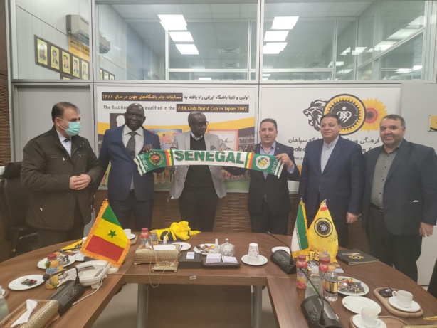 IRAN : Le président du "Casa Sport", Seydou Sané signe un protocole avec le club "Sepahan Ispahan"