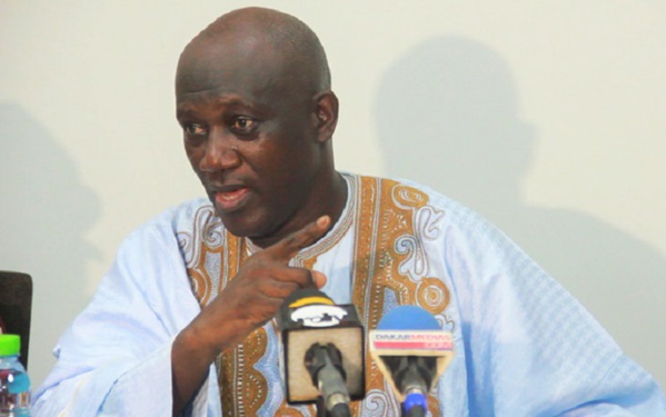 Serigne Mbacké NDIAYE tacle Pape DIOP : «Il a pris la mauvaise décision d’être candidat » Serigne Mbacké NDIAYE tacle Pape DIOP : «Il a pris la mauvaise décision d’être candidat »