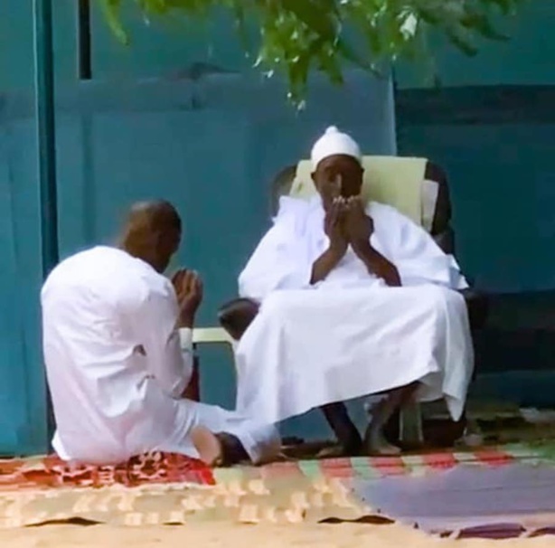 Ousmane Sonko a rencontré Serigne Cheikh Saliou Mbacké (Photos) Ousmane Sonko a rencontré Serigne Cheikh Saliou Mbacké (Photos)