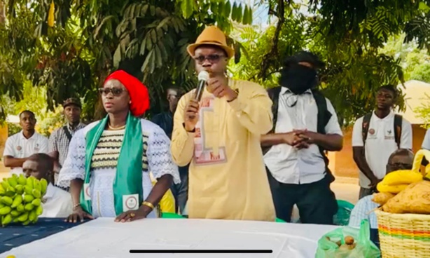 Sonko encense sa candidate de Niassya : « Jacqueline Sagna est une femme battante. En plus d'avoir les mains propres, elle est compétente » Sonko encense sa candidate de Niassya : « Jacqueline Sagna est une femme battante. En plus d'avoir les mains propres, elle est compétente »