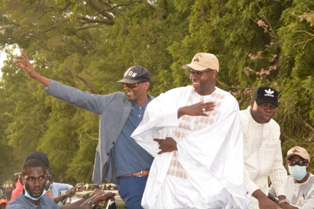 LOCALES 2022 : Yankhoba Diatara en visite chez Habib Niang (Vidéo) LOCALES 2022 : Yankhoba Diatara en visite chez Habib Niang (Vidéo)