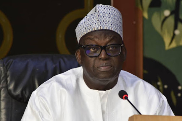 Locales à Keur Madiabel : Moustapha Niass et son poulain battus et humiliés par... Locales à Keur Madiabel : Moustapha Niass et son poulain battus et humiliés par...