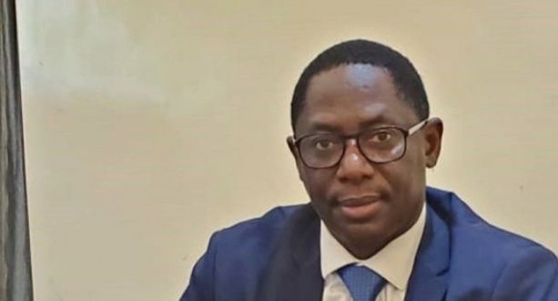 Le camp du Dr Alassane Ndiaye révèle comment Cheikh Oumar Anne a gagné à Ndioum "Des sacs bourrés d’argent étaient disposés devant tous les centres" Le camp du Dr Alassane Ndiaye révèle comment Cheikh Oumar Anne a gagné à Ndioum "Des sacs bourrés d’argent étaient disposés devant tous les centres"