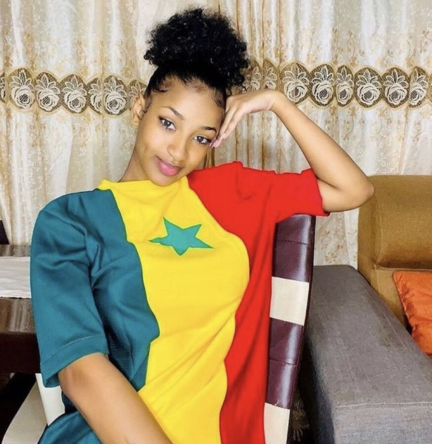 Finale CAN 2021 : Quelques belles jeunes dames en mode 12ième Gaindé (Supporters) Finale CAN 2021 : Quelques belles jeunes dames en mode 12ième Gaindé (Supporters)