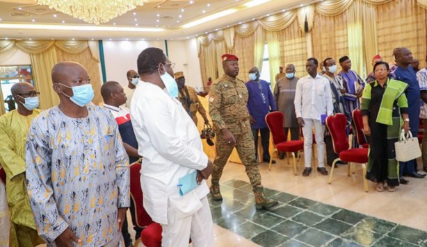 Burkina: le lieutenant-colonel Damiba déclaré président