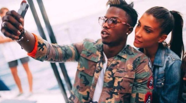 Le téléphone portable de la "femme" de Diao Keïta Baldé volé au… Le téléphone portable de la "femme" de Diao Keïta Baldé volé au…