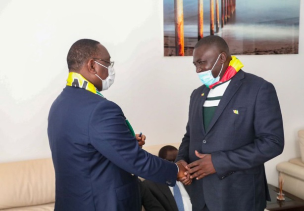 "Bamba Fall nommé ministre, le président de la République s'est encore trompé..." (Responsable APR) "Bamba Fall nommé ministre, le président de la République s'est encore trompé..." (Responsable APR)