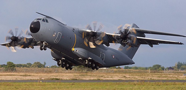 Invasion de l’Ukraine: un avion de transport militaire russe s’écrase, l’équipage tué