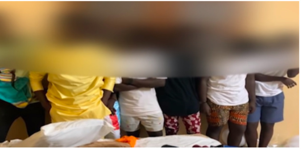 Guédiawaye : Deux homosexuels surpris en plein ébat sexuel dans les filaos Guédiawaye : Deux homosexuels surpris en plein ébat sexuel dans les filaos