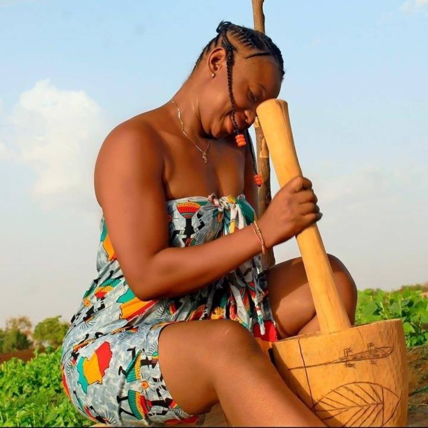 La sublime actrice Milie Marta dans une magnifique robe de soirée à couper le souffle