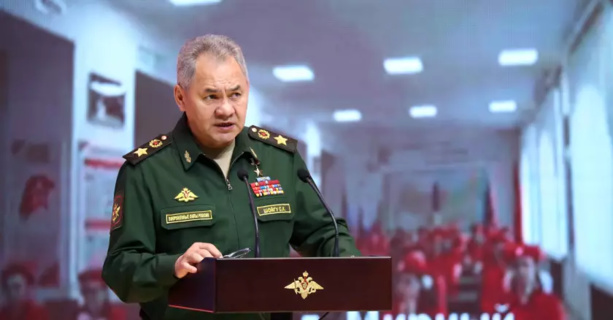 Sergueï Choïgou : «La Russie continuera son offensive jusqu'à ce que tous les objectifs soient atteints» Sergueï Choïgou : «La Russie continuera son offensive jusqu'à ce que tous les objectifs soient atteints»