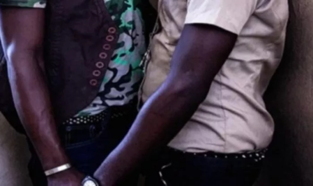 Homosexualité : : 6 mois ferme pour le Oustaz de la mosquée de Karack Homosexualité : : 6 mois ferme pour le Oustaz de la mosquée de Karack