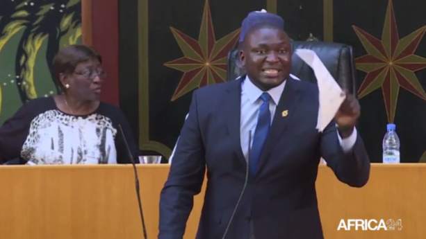 Toussaint MANGA : «S'il y a quelqu'un que l' UMS doit sermonner dans ce pays, c 'est bien Macky Sall » Toussaint MANGA : «S'il y a quelqu'un que l' UMS doit sermonner dans ce pays, c 'est bien Macky Sall »