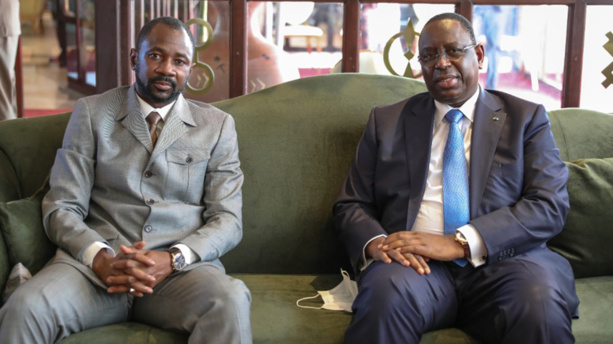 Crise au Mali : Macky appelle (encore) le Colonel Assimi Goïta pour une « solution négociée » Crise au Mali : Macky appelle (encore) le Colonel Assimi Goïta pour une « solution négociée »