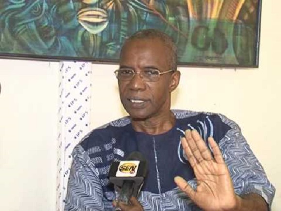 Mamadou Ibra Kane démissionne de la Présidence du Conseil des Diffuseurs et Éditeurs de Presse du Sénégal (CDEPS)
