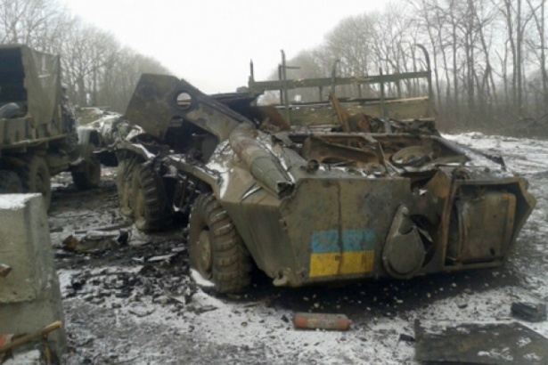 Les parachutistes russes entrent en action et attaquent 51 installations militaires Ukrainiennes Les parachutistes russes entrent en action et attaquent 51 installations militaires Ukrainiennes